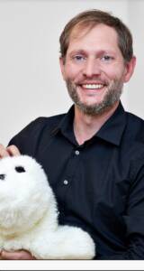 Dr. Karsten Schwarz